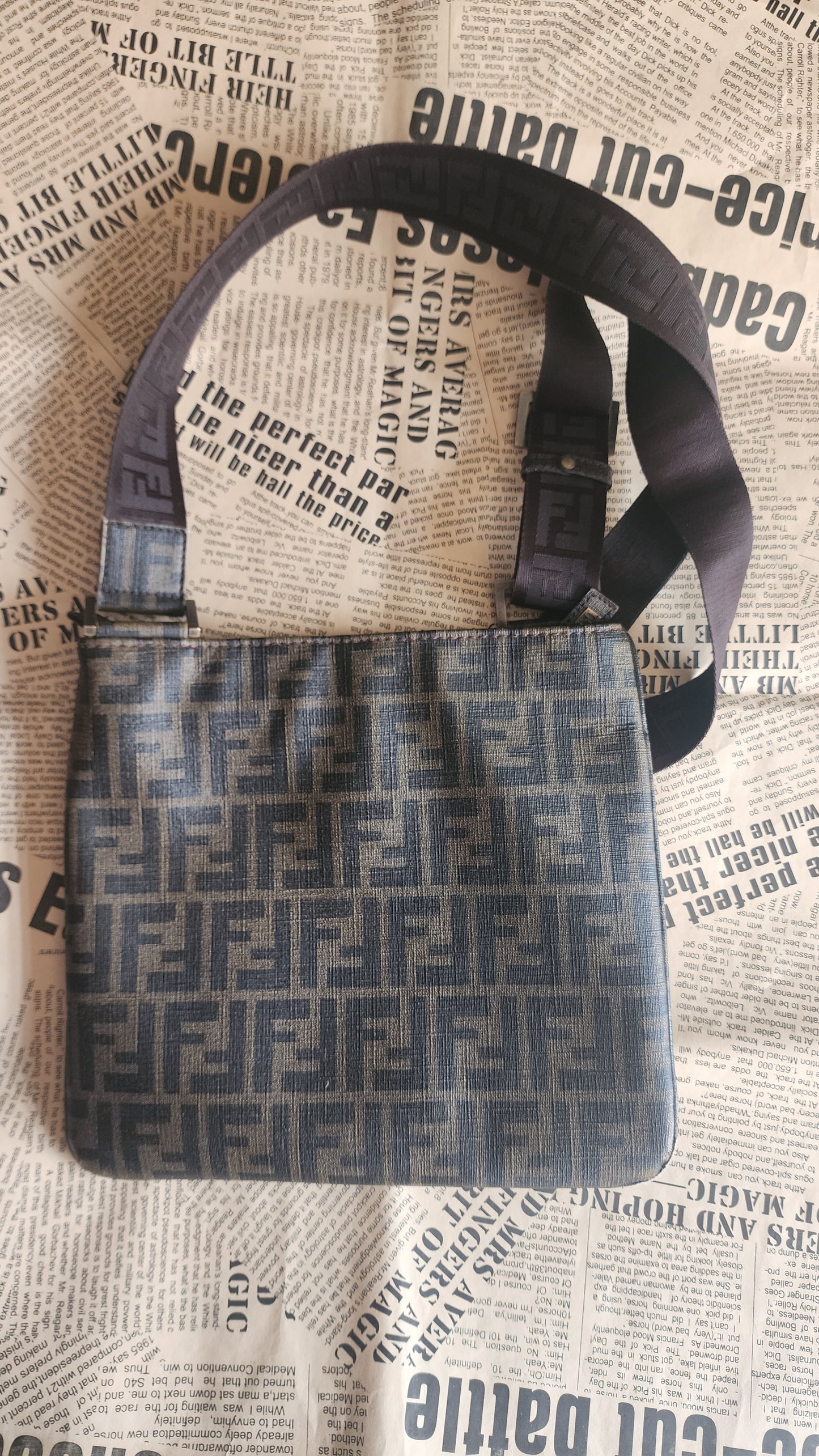 Fendi FF Zucca Messenger Bag 7VA207-UZD Brown Canvas Crossbody Authenticated